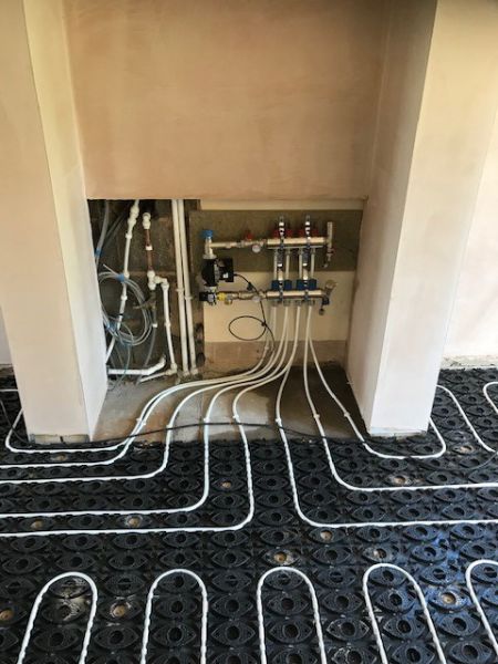 Underfloor heating manifold: Swipe To View More Images